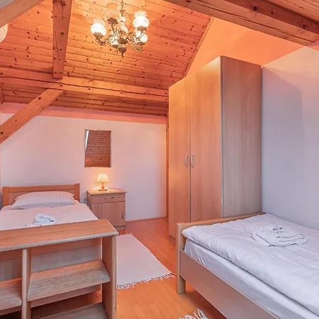 Family Friendly House Marija - Happy