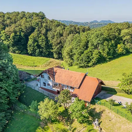 House Marija With Bbq & Garden - Happy