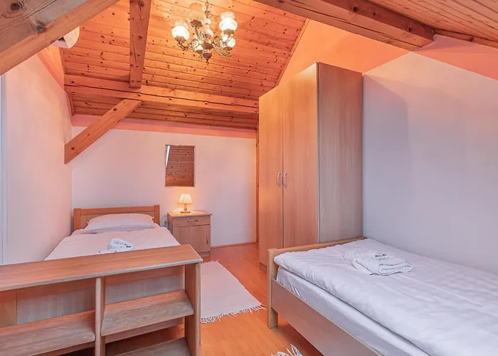 Family Friendly House Marija - Happy